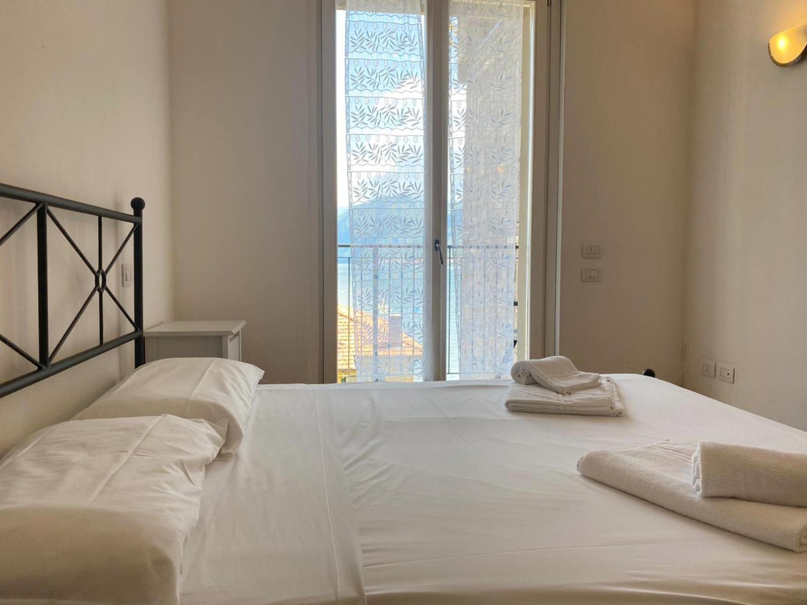 The Duplex - Big Apartment With Terraces Argegno Bagian luar foto